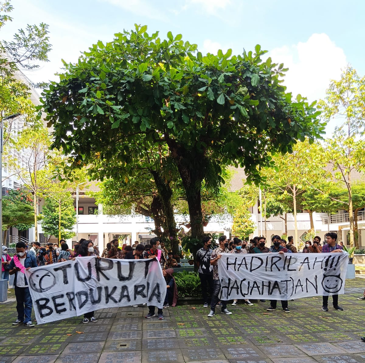 Ha(Jahat)an Pilrek UGM 2022: Wanti-Wanti Penyelesaian Isu Kemahasiswaan pada Tiga Calon UGM-1